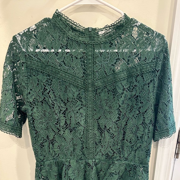 Dresses & Skirts - Women's Emerald Green Lace Peplum Top